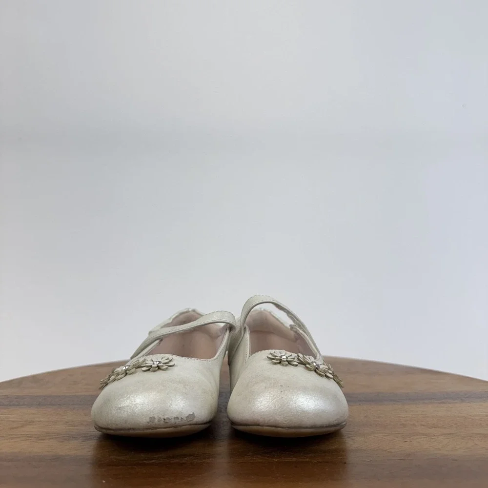 Nina size 11